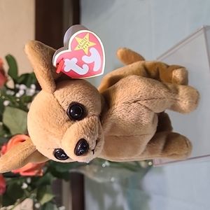 Beanie baby Tiny the Chihuahua